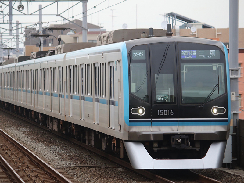 地下鉄東西線直通列車